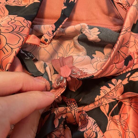 NWT Lulus Tea Gardens Rusty Rose Floral Print Satin Maxi Dress XS Coral Pink - Picture 11 of 16